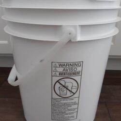 5 gallon Empty Bucket with Rubber Gasket Lid