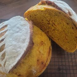 Golden Spicy Sriracha Chili Loaf